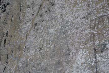 Vista de las inscripciones del frontal del Ita Letra